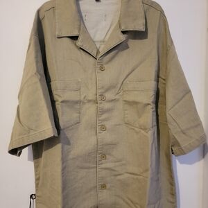 Relaxed Short-Sleeve Workshirt Jacket in Khaki